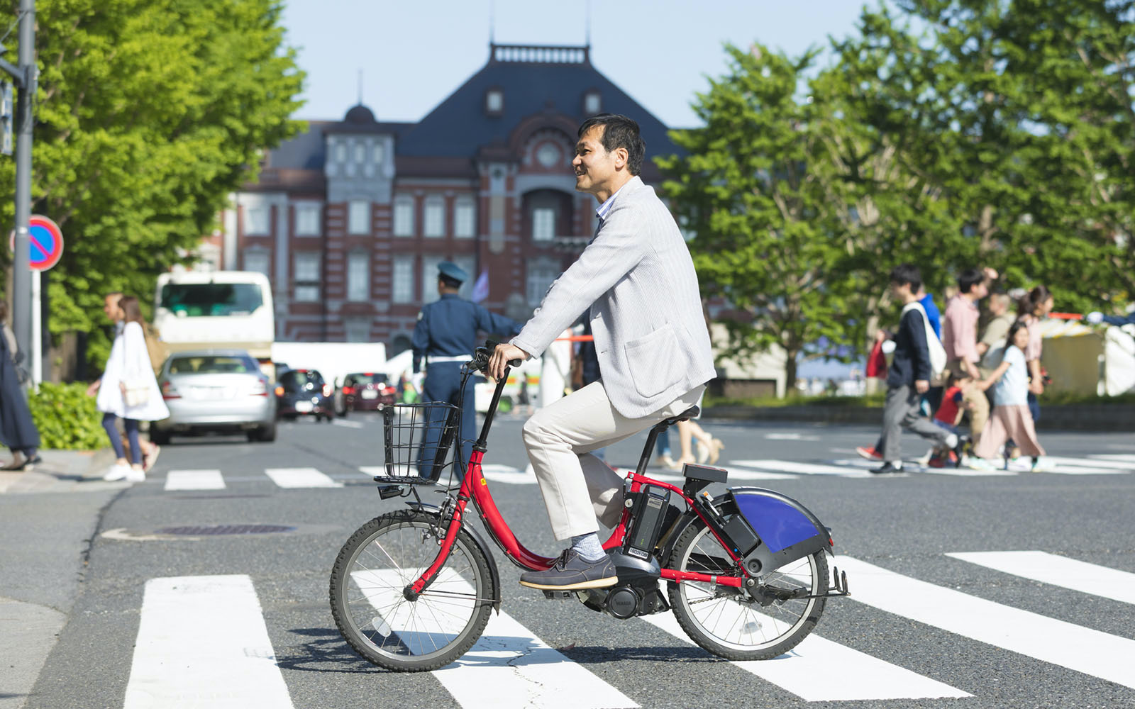 Docomo sales share bike