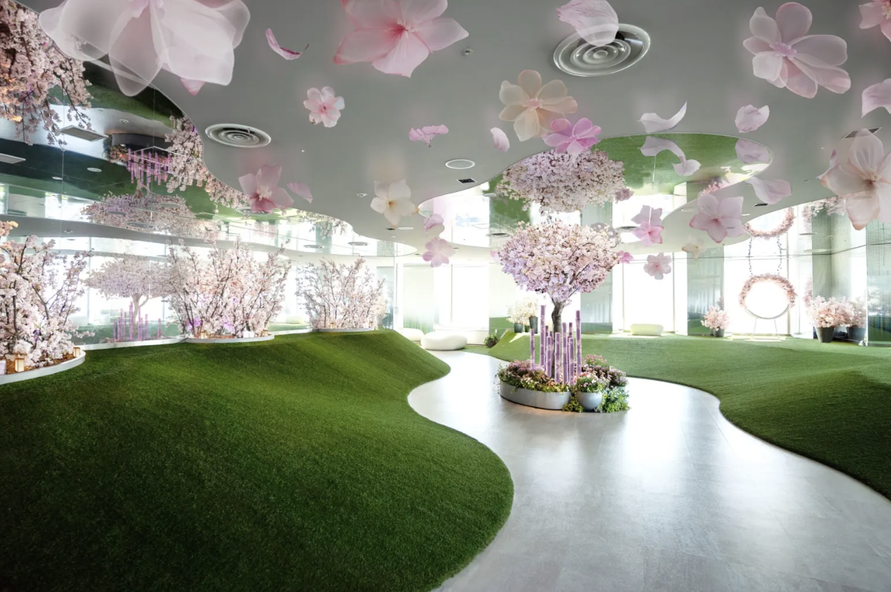 Tokyo’s indoor Tenbou-Park Sakura Festival is perfect for those with pollen allergies