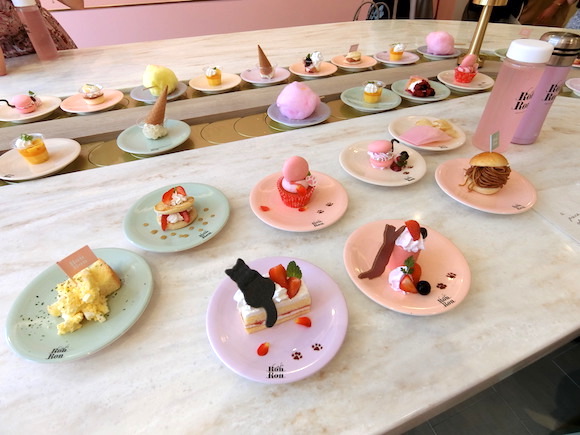  Cafe  in Harajuku offers colorful all you can eat conveyor 