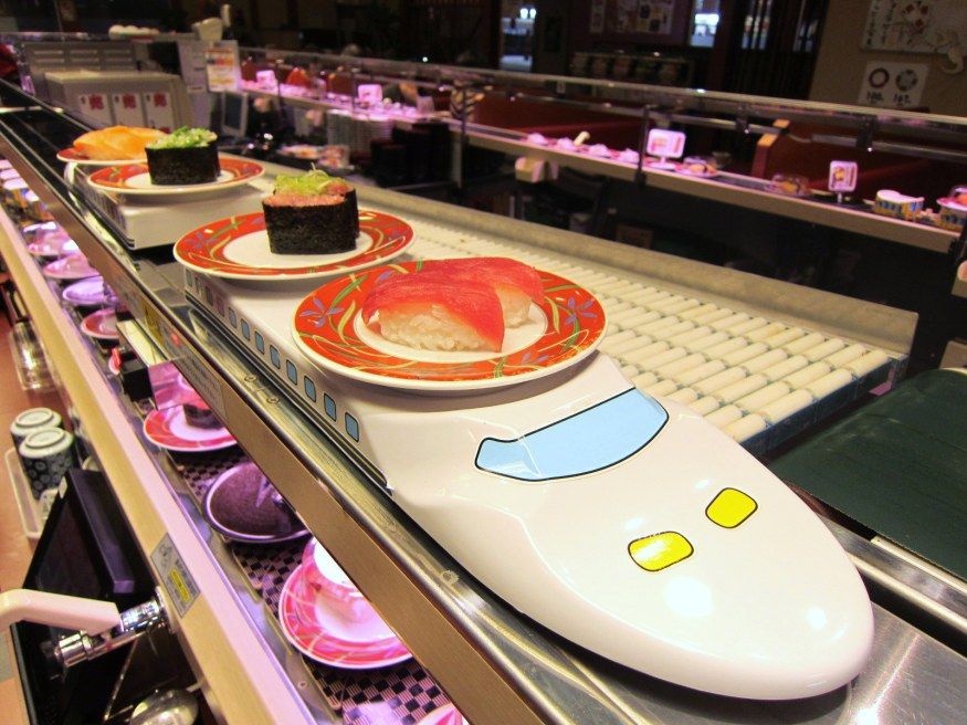 what-to-expect-from-conveyor-belt-sushi-restaurants-not-necessarily