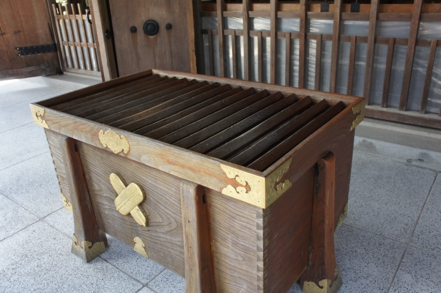 Police sergeant disciplined for stealing about ¥200 from shrine donation  box - Japan Today