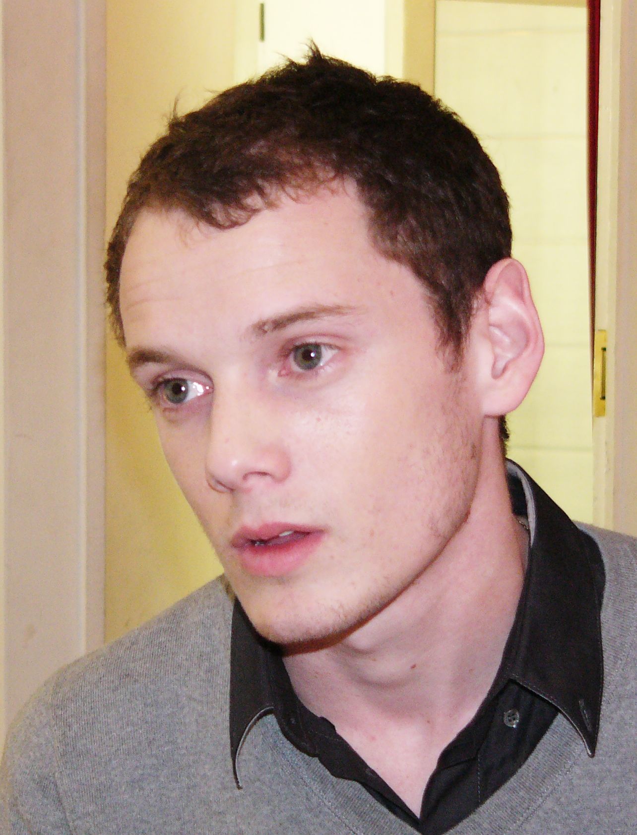 Anton Yelchin scene