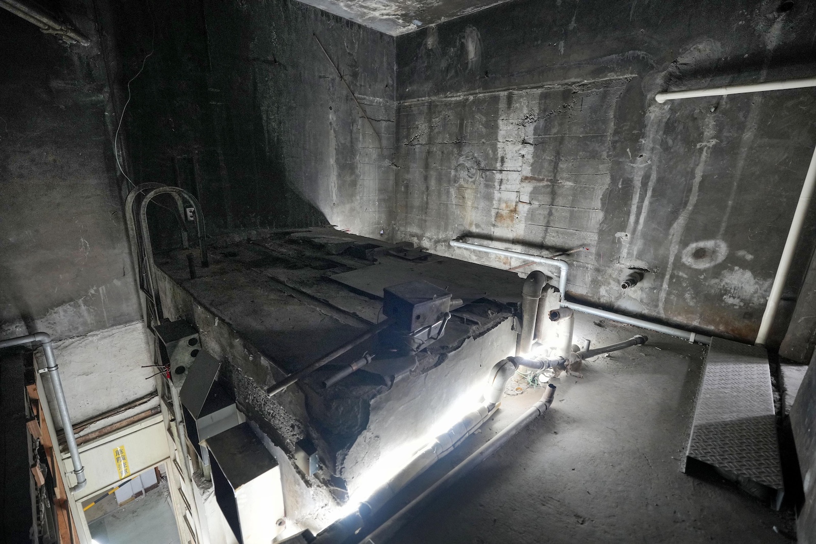 Frozen in time: Hospital room preserved since 1945 Tokyo firebombing