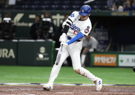 Japan Dodgers Giants Spring Baseball