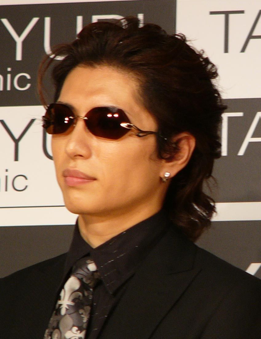 GACKT reportedly in relationship with ICONIQ - Japan Today