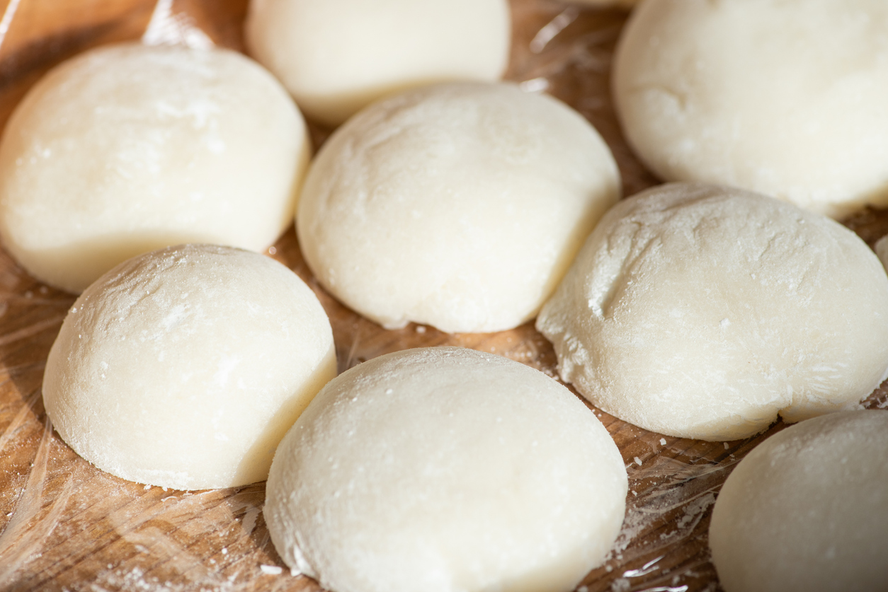 9 hospitalized in Tokyo after choking on mochi; two die