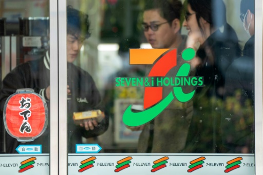 7-Eleven owner shares plunge as family buyout fails