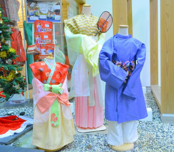 Dress like an aristocrat from Nara period at new costume rental 